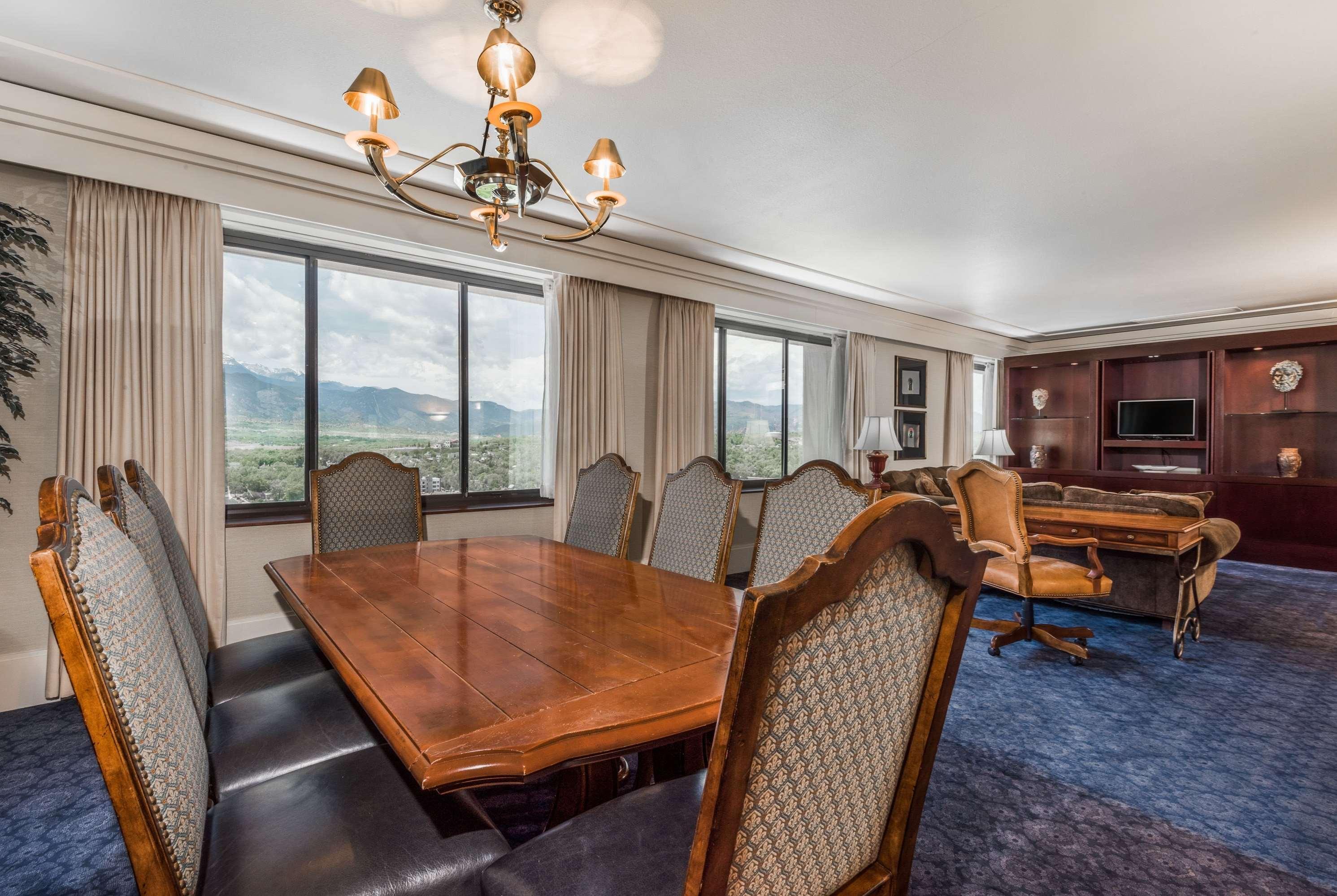 The Antlers, A Wyndham Hotel Colorado Springs Extérieur photo
